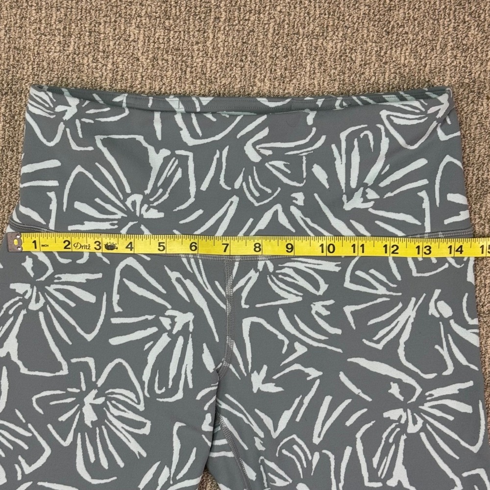 Athleta Elation Textured 7/8 Tight Leggings Floral Print High‎ Rise Womens M - Picture 8 of 9